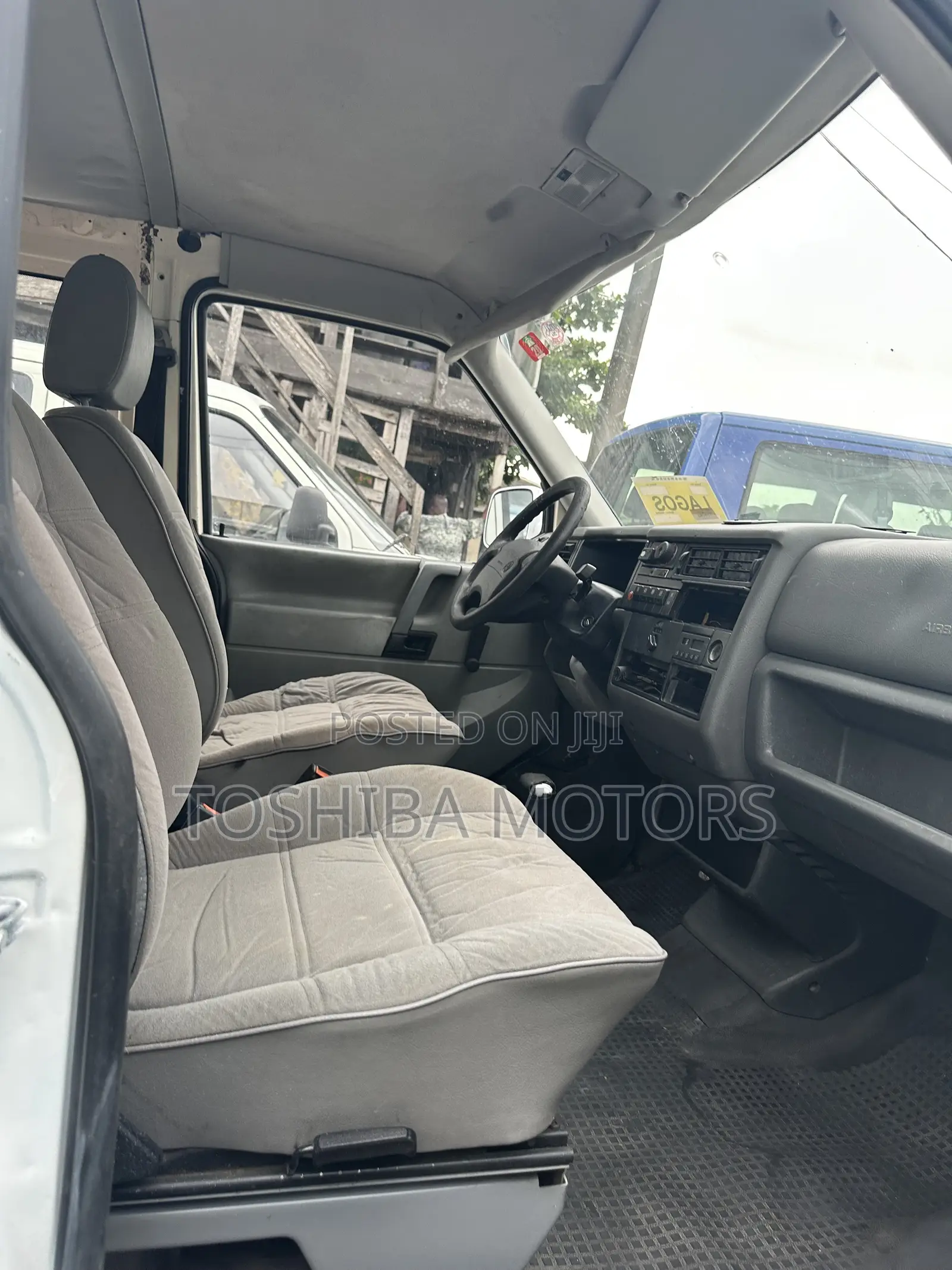 Volkswagen Transporter 2004 White