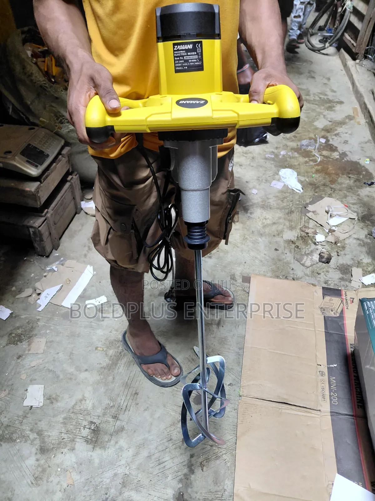 2800 Watts Double Pole Mixer Machine