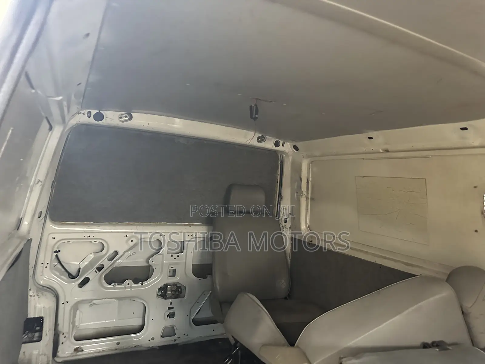 Volkswagen Transporter 2004 White