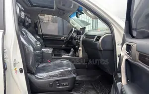 Lexus GX 460 Luxury 2015 White