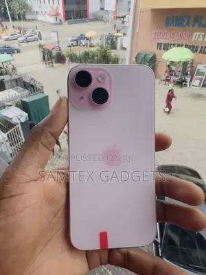 Apple iPhone 15 256 GB Pink