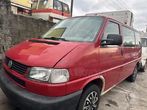 Volkswagen Transporter 2004 Red