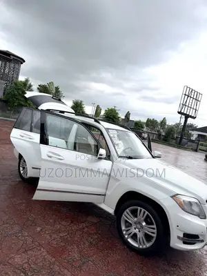 Mercedes-Benz GLK-Class Base GLK 350 4dr 4x2 (3.5L 6cyl 7A) 2015 White