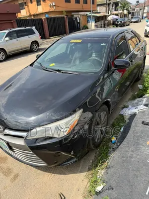 Toyota Camry XLE 4dr Sedan (2.5L 4cyl 6A) 2015 Black