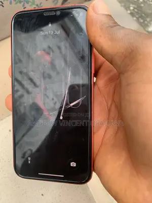 Apple iPhone 12 64 GB Red