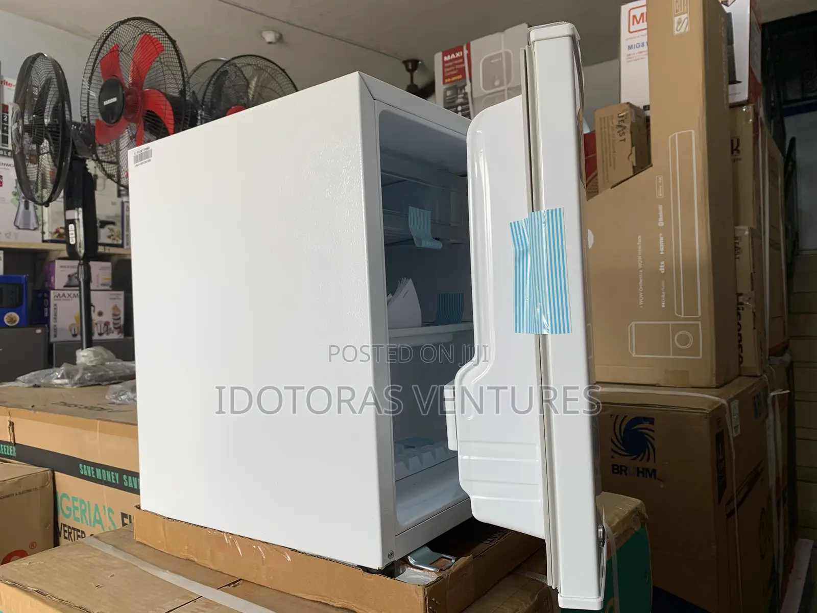 17kg LG Refrigerator Super White