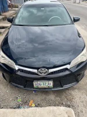 Toyota Camry SE 4dr Sedan (2.5L 4cyl 6A) 2015 Blue
