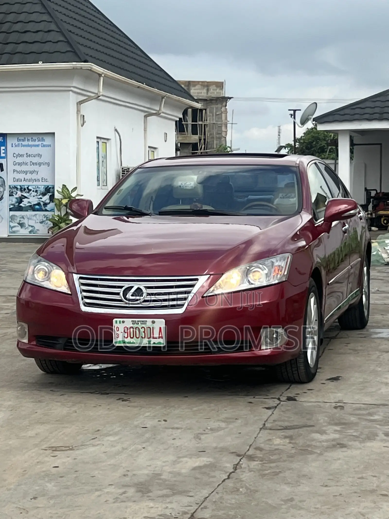 Lexus ES 350 2010 Red