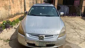 Honda Accord 2.0 Comfort Automatic 2005 Gray