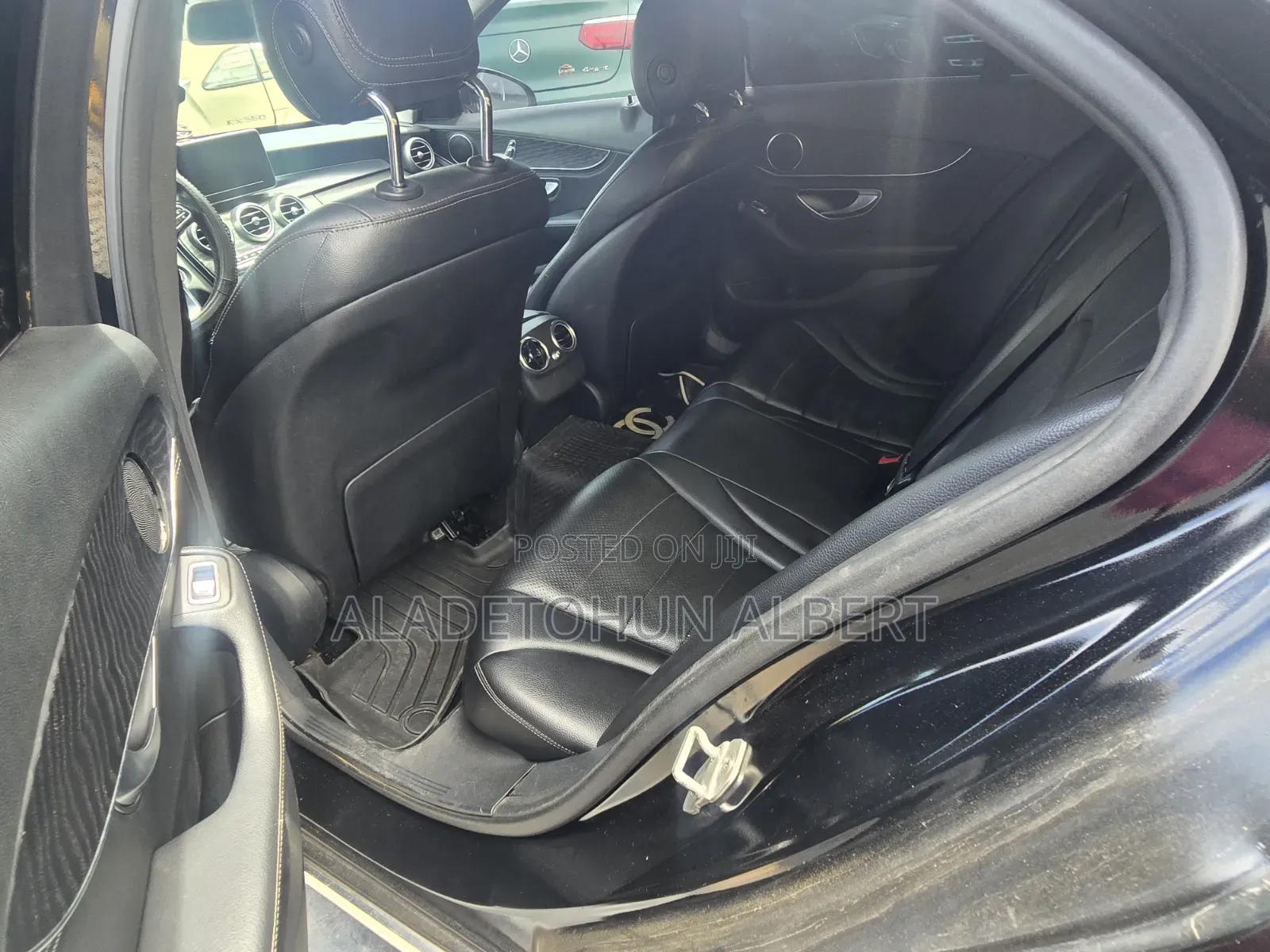 Mercedes-Benz C300 2016 Black