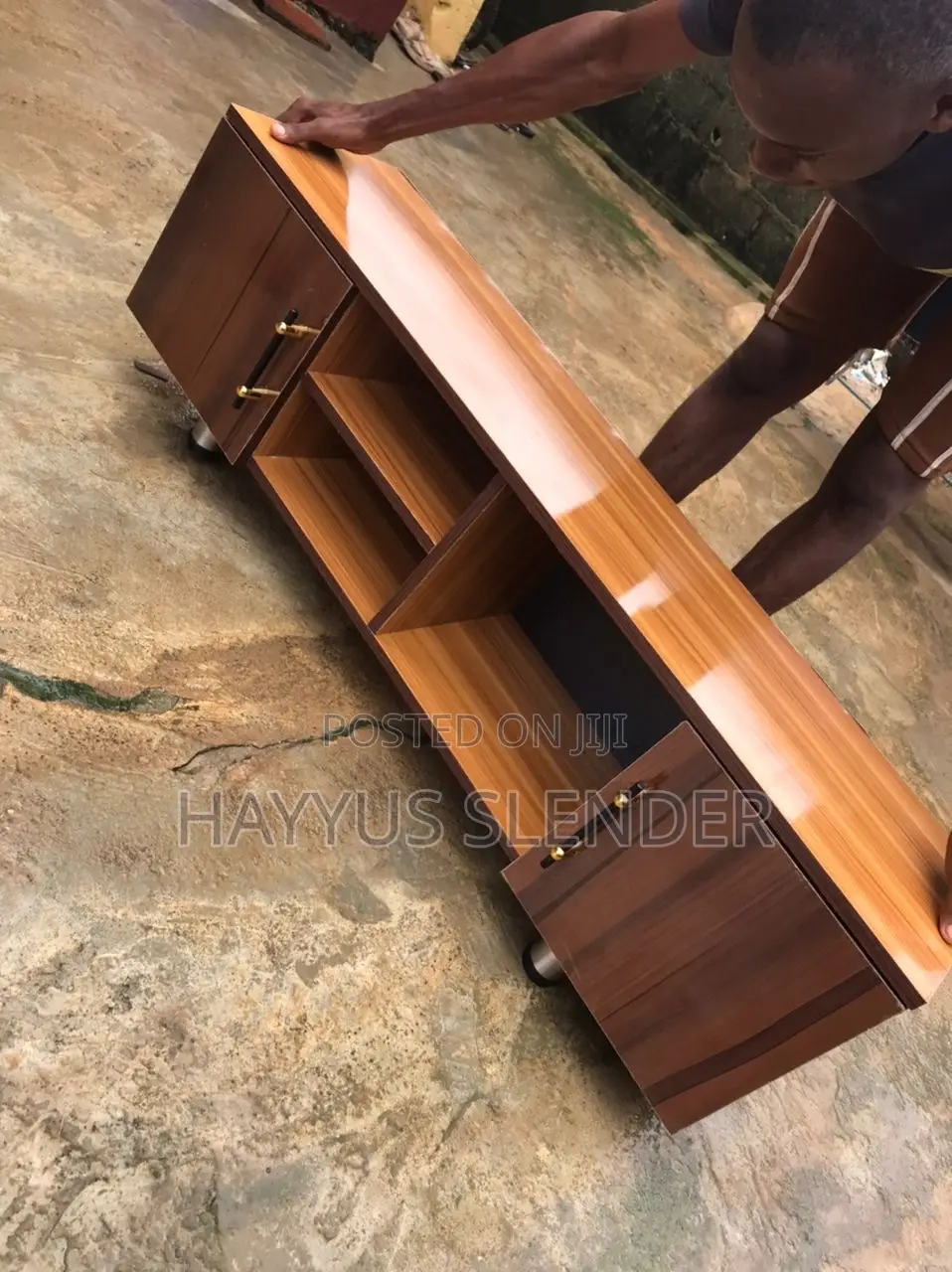 Tvshelf/Mount