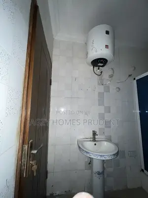 4bdrm Duplex in Unity Estate, Badore for rent