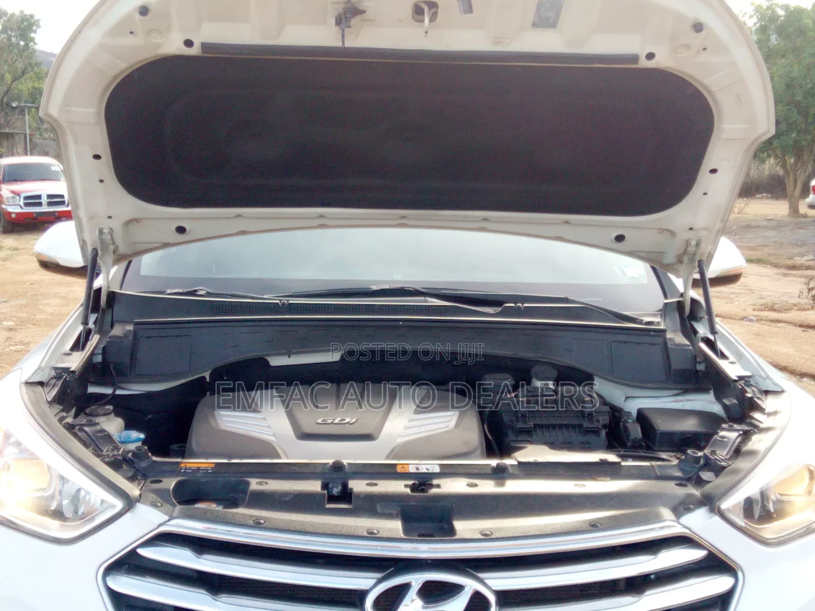 Hyundai Santa Fe 2013 White