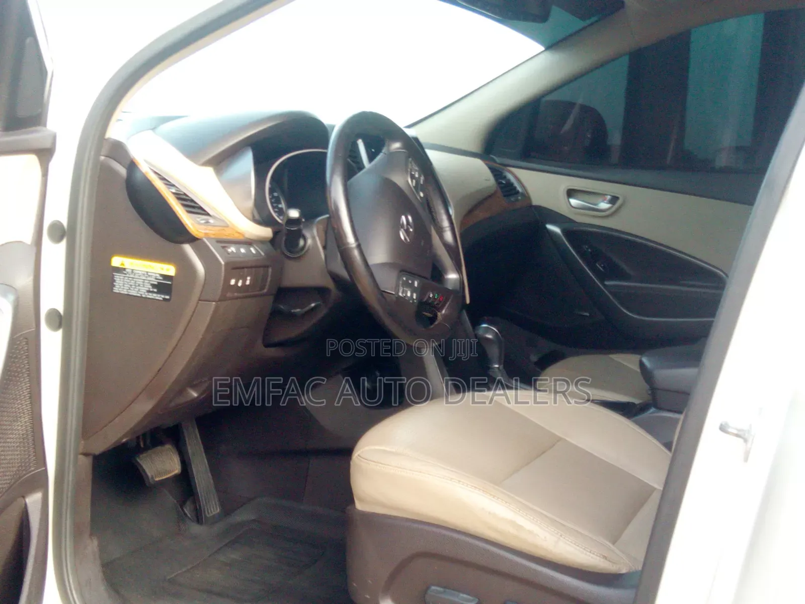 Hyundai Santa Fe 2013 White