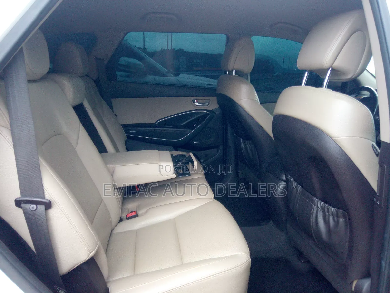 Hyundai Santa Fe 2013 White