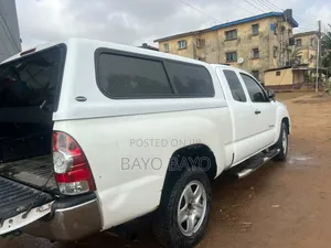Toyota Tacoma 2013 White