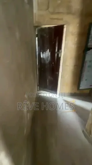 Mini Flat in Palmgroove for rent