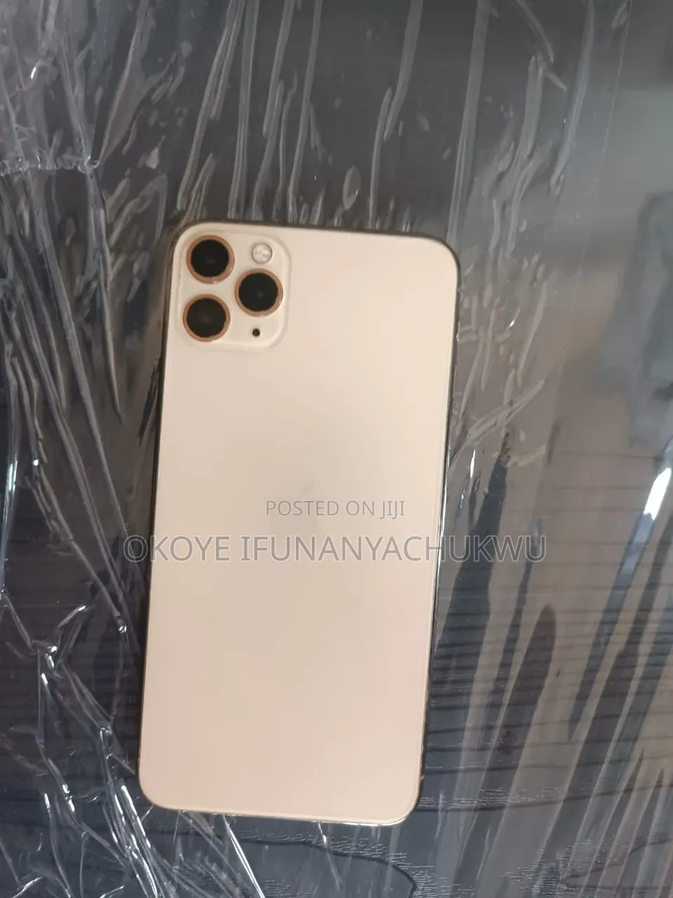 Apple iPhone 11 Pro Max 64 GB Gold
