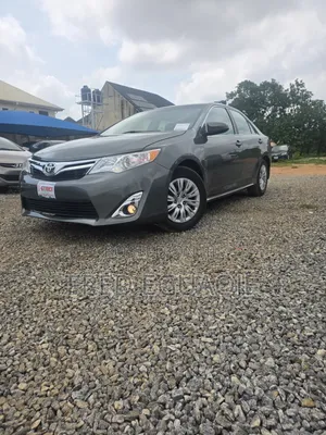 Toyota Camry LE 4dr Sedan (2.5L 4cyl 6A) 2013 Green