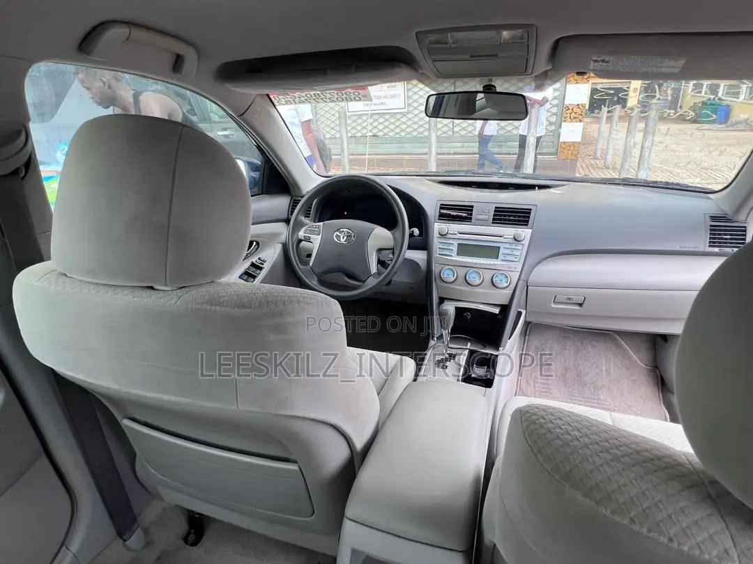 Toyota Camry 2.4 LE 2008