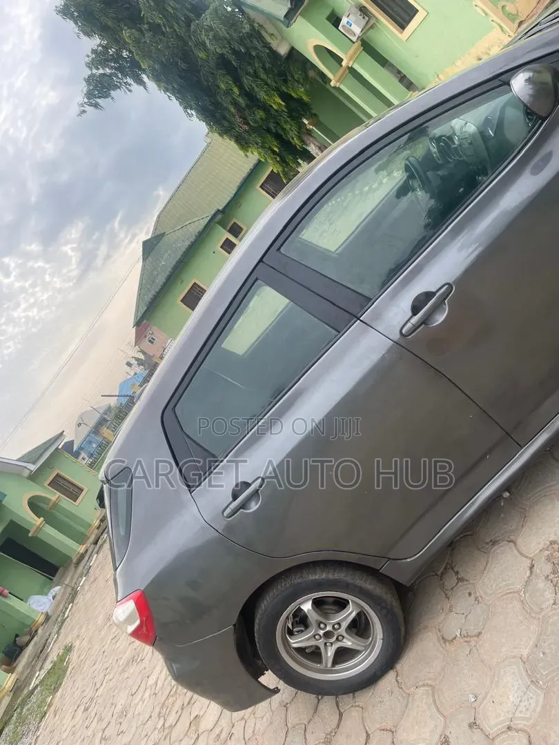 Toyota Matrix 2010 Gray