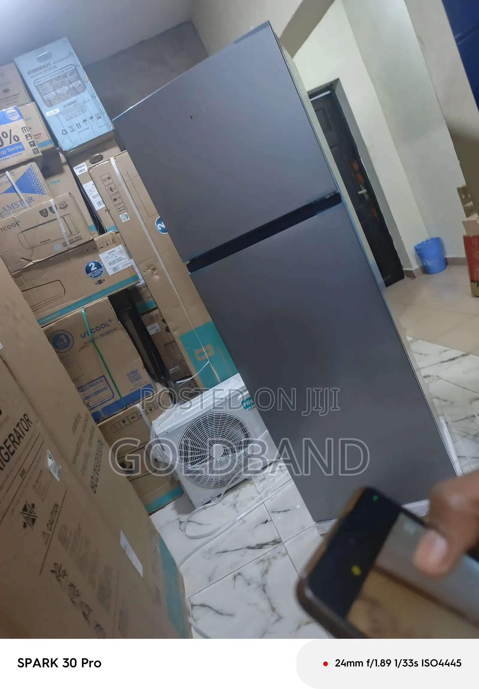 Hisense 295L Refrigerator – Spacious Efficient Cooling