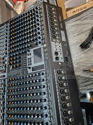 Yamaha Music Mixer 16ch