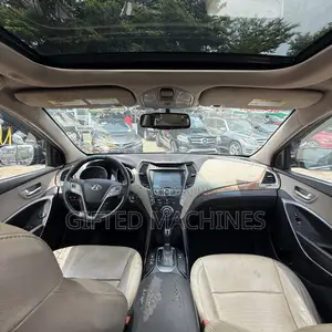 Hyundai Santa Fe 2014 Black