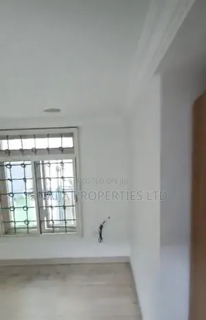 Studio Apartment in Oba Oyekan Estate, Lekki Phase 1 for rent