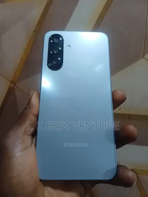 Samsung Galaxy A17 128 GB Gray