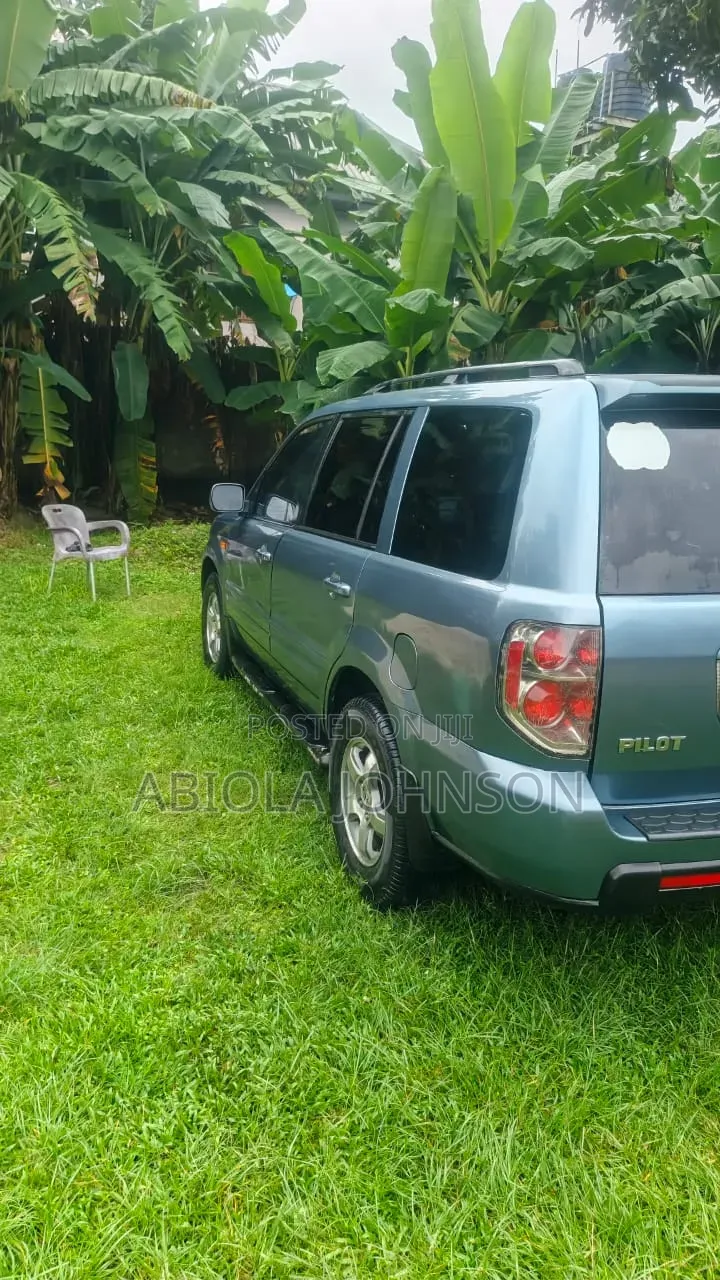 Honda Pilot 2006 Blue