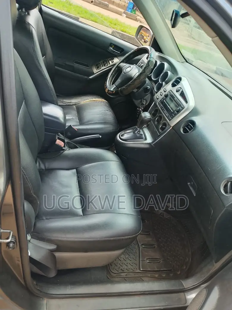 Toyota Matrix 2006 Gray