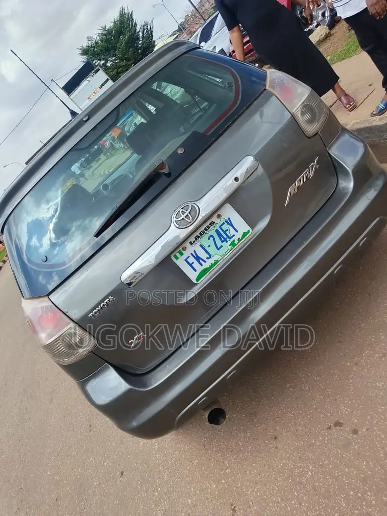 Toyota Matrix 2006 Gray