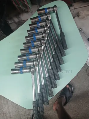 Rachet Wrench With Socket