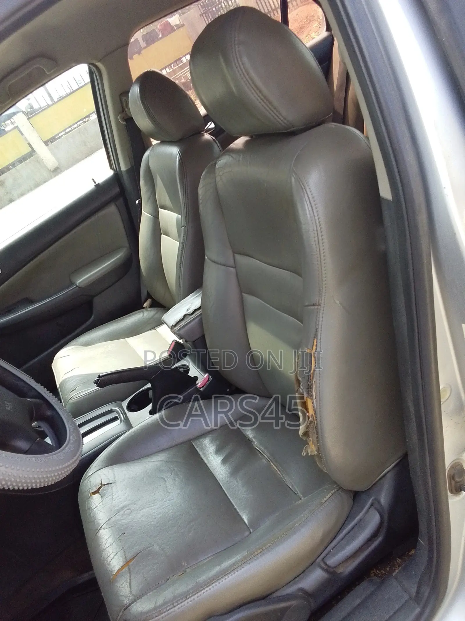 Honda Accord 2004 Silver