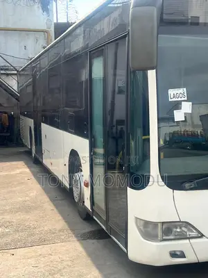 Iveco Crossway 2011 White