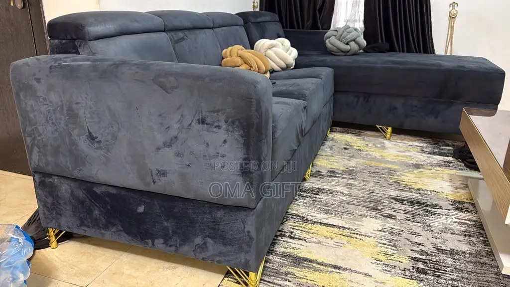 Neatly Used Sofa Set