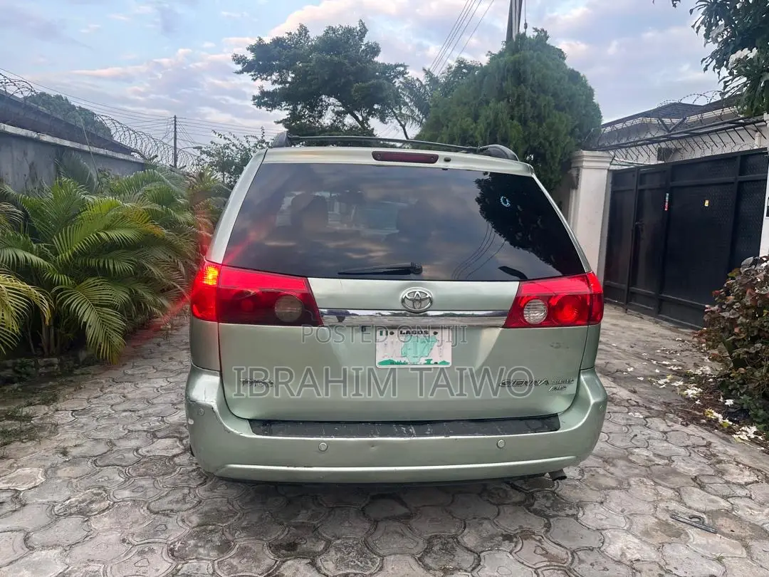 Toyota Sienna XLE 2008 Green