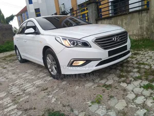 Hyundai Sonata Limited 2.0T Sedan (2.0L 4cyl 6A) 2013 White