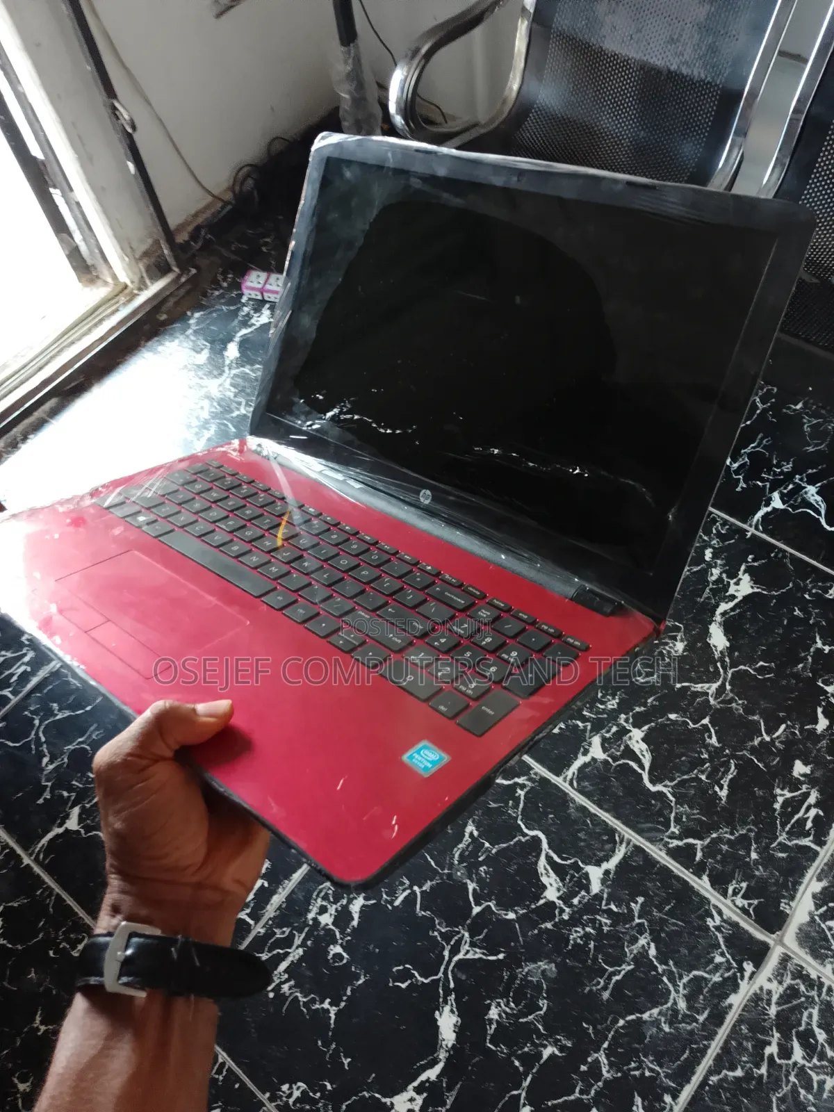 Laptop HP 4GB HDD 1T