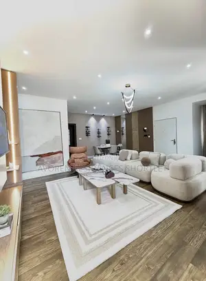 Cozy 3 Bedroom Shortlet in Admiralty Way