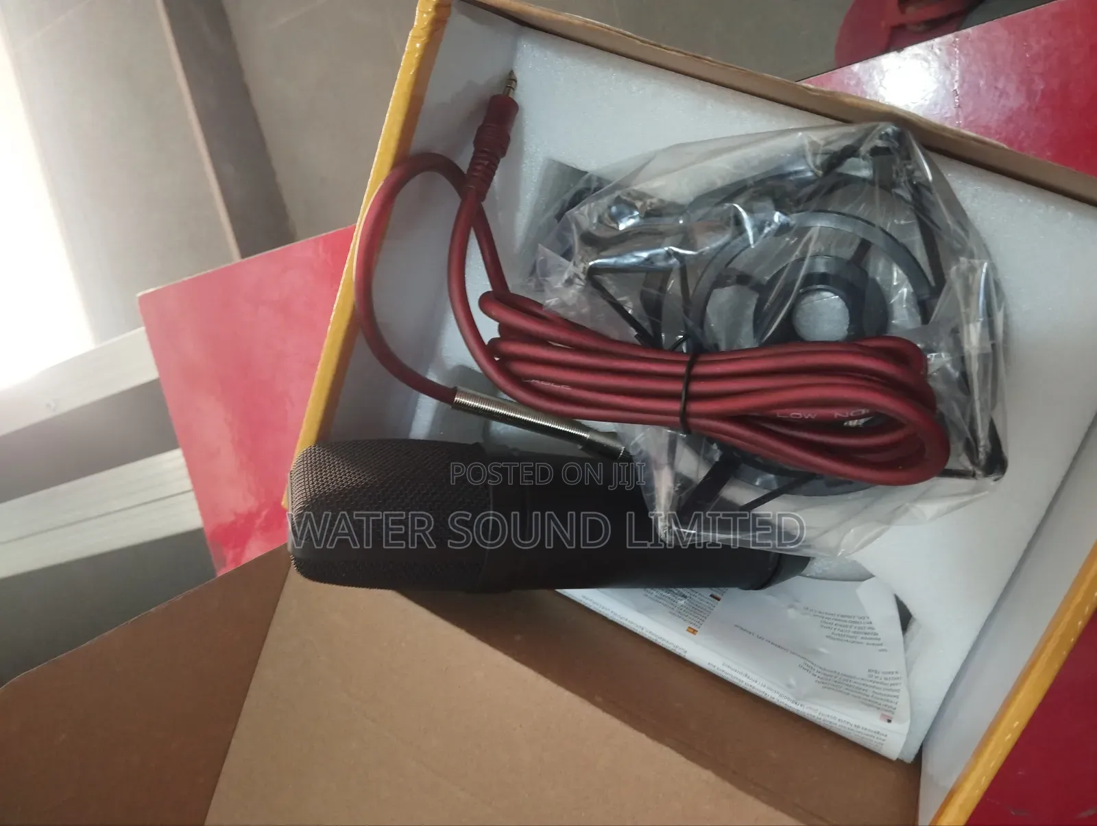 Condenser Microphone