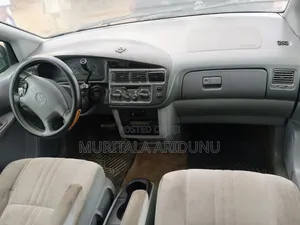 Toyota Sienna 2000 Blue