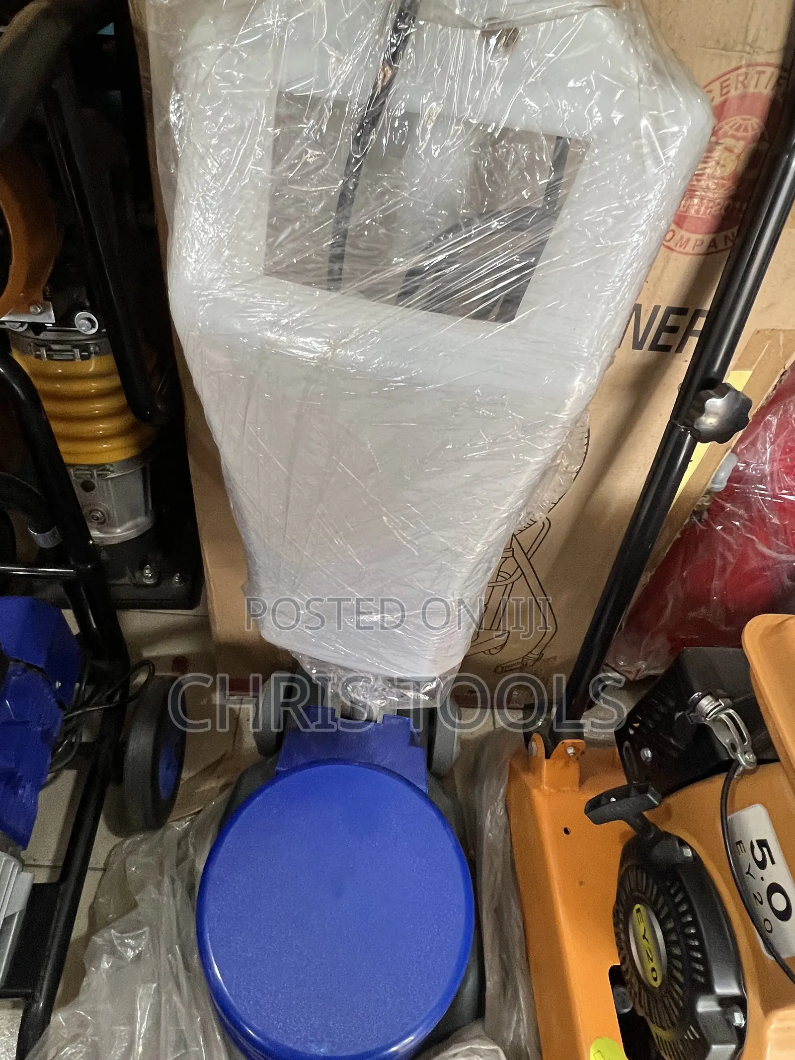 Floor Scrubber Machine