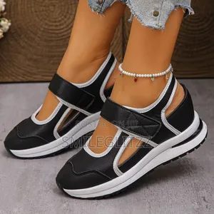 Lady's Plus Size Wedge Shoe