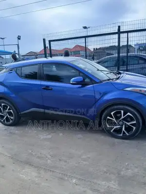 Toyota C-HR 2018 Blue
