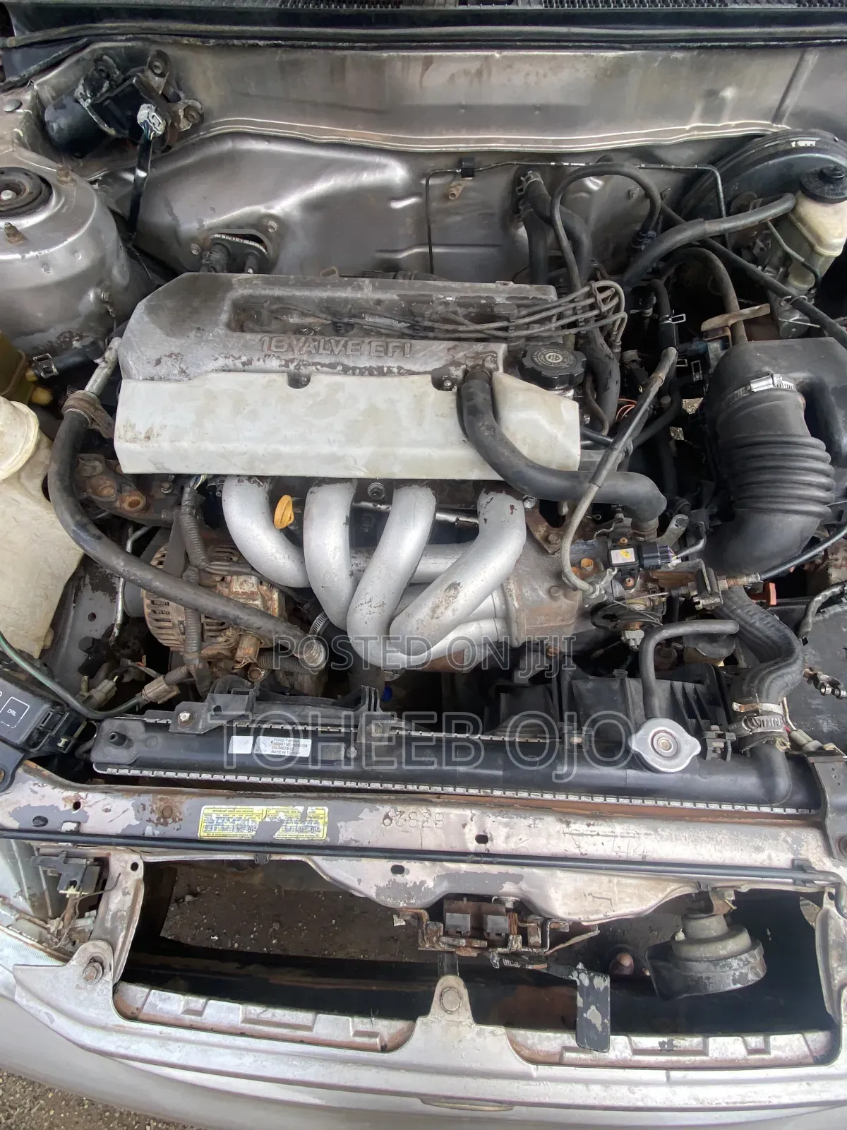 Toyota Corolla 1999 Silver
