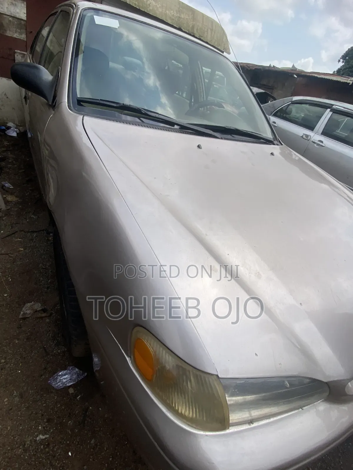 Toyota Corolla 1999 Silver