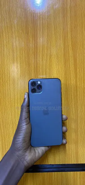 Apple iPhone 11 Pro Max 64 GB Green
