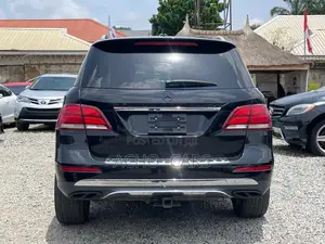 Mercedes-Benz GLE-Class 2017 Black
